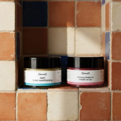 Zdjecie-produkt-strona-iossi-Balsam-do-ust-i-Naffi-15-ml.jpg